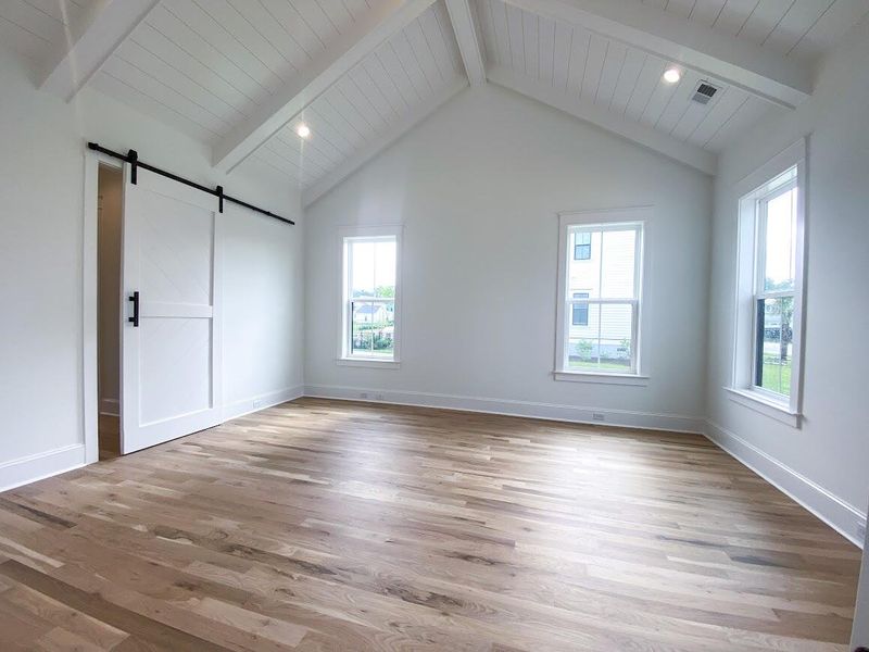 Spacious, unfurnished interior of a new home in , Mount Pleasant (Image 24).