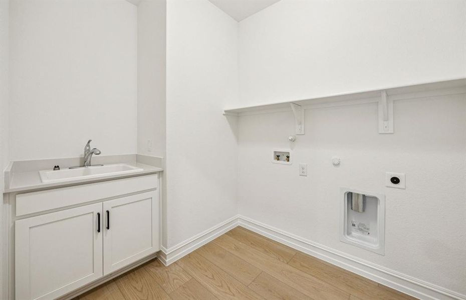 Laundry room with sink Laundry room with sink
