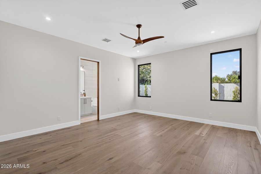 76-web-or-mls-36- E Charter Oak Rd