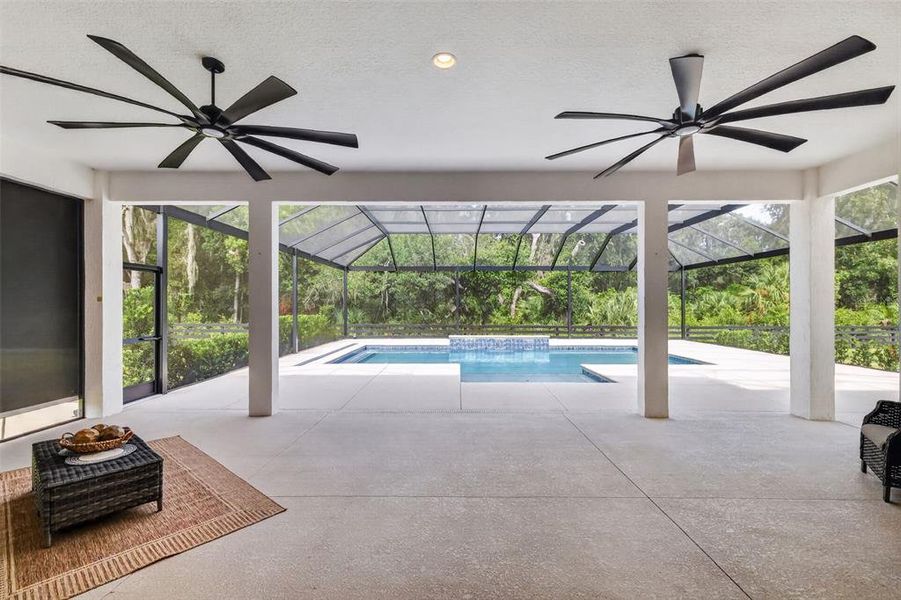 Exterior details and patio area of a home in , The Villages (Image 32).