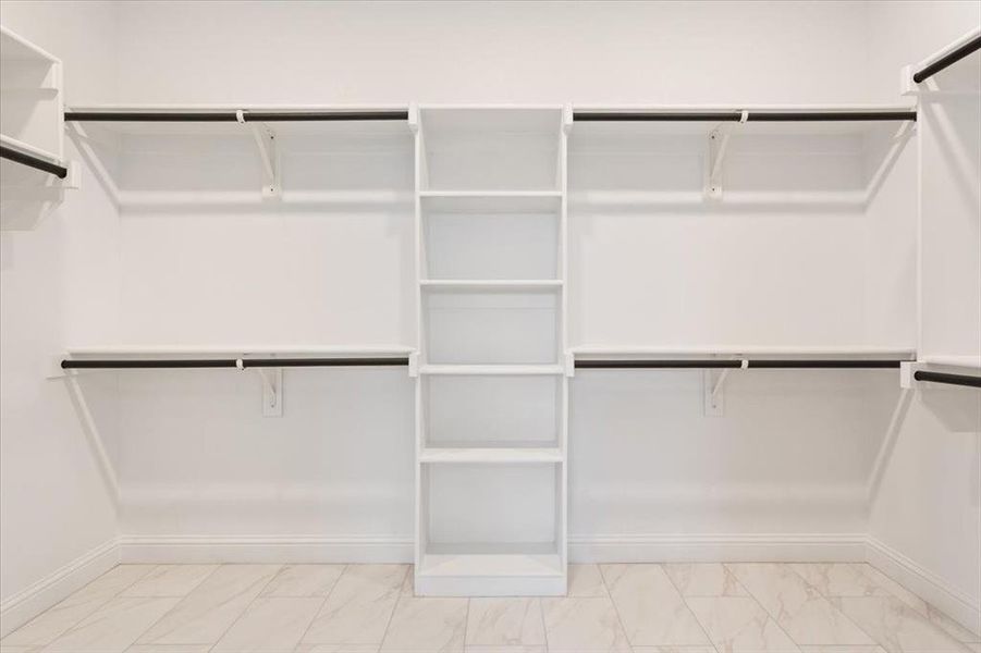 Image 36 of a home in .