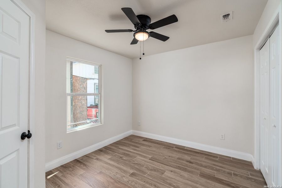 Spacious, unfurnished interior of a new home in , San Antonio (Image 12).