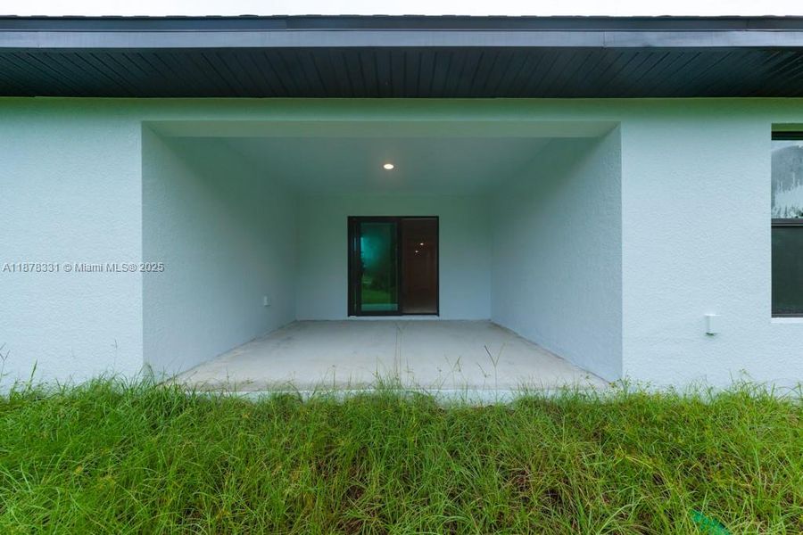 Image 27 of a home in . Image 27 of a home in .