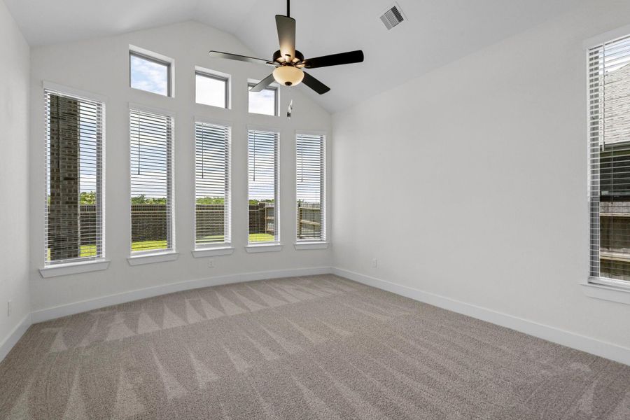 Spacious, unfurnished interior of a new home in Coastal Point, League City (Image 11).