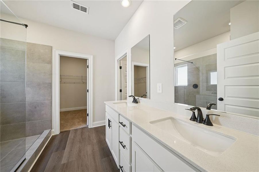 Furnished interior view inside a new home in Martin Springs - Estate Series, Lawrenceville (Image 13). Furnished interior view inside a new home in Martin Springs - Estate Series, Lawrenceville (Image 13).