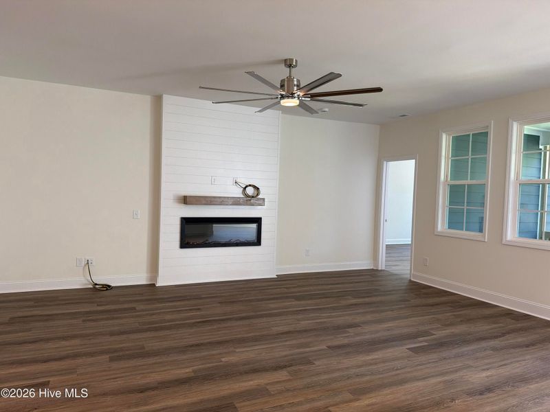 Spacious, unfurnished interior of a new home in Legacy Lakes, Aberdeen (Image 10).