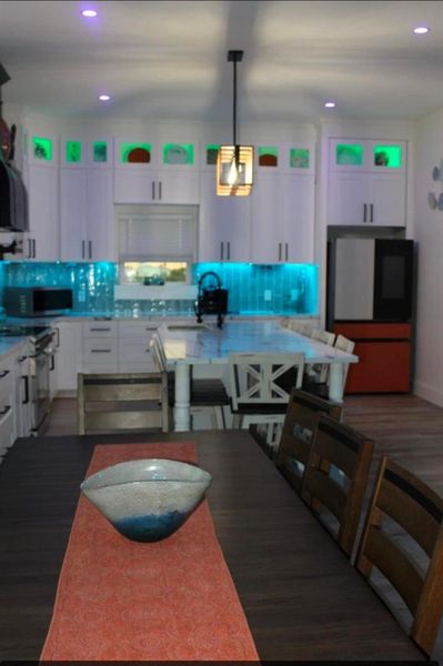 Enjoy breakfast or quick snacks at the large kitchen island with seating
