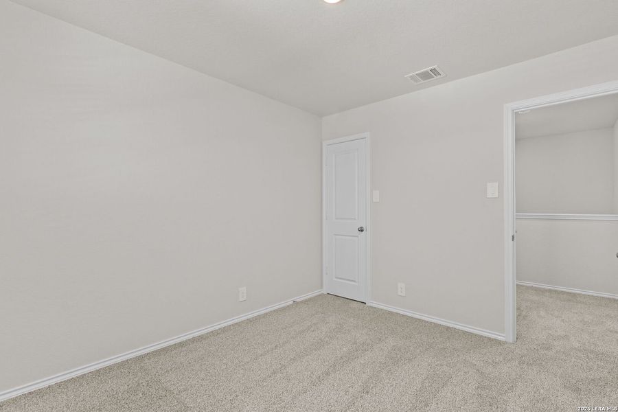 Spacious, unfurnished interior of a new home in Redbird Ranch, San Antonio (Image 14). Spacious, unfurnished interior of a new home in Redbird Ranch, San Antonio (Image 14).
