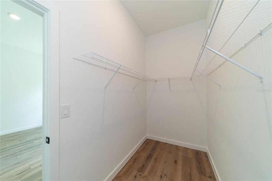 Spacious, unfurnished interior of a new home in , Dunnellon (Image 41). Spacious, unfurnished interior of a new home in , Dunnellon (Image 41).