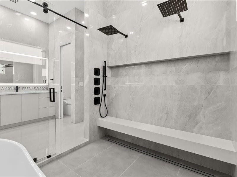 Furnished interior view inside a new home in , Port St. Lucie (Image 46).