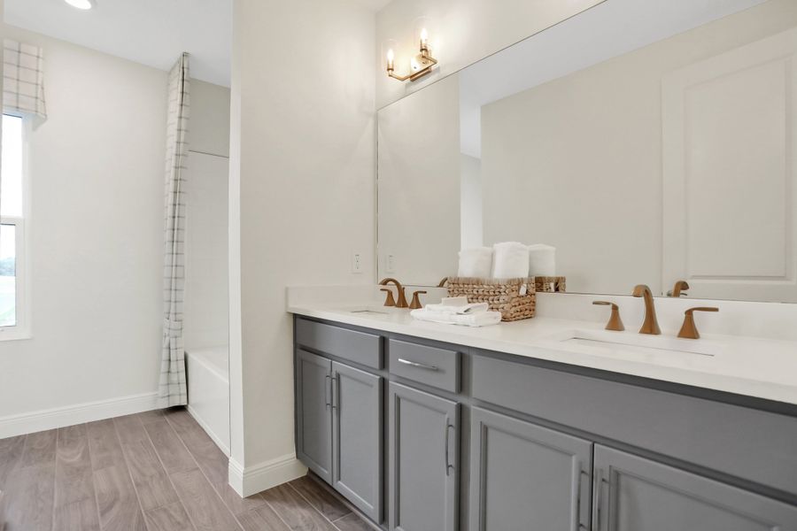 4br New Home in Sarasota, FL.  - Slide 17