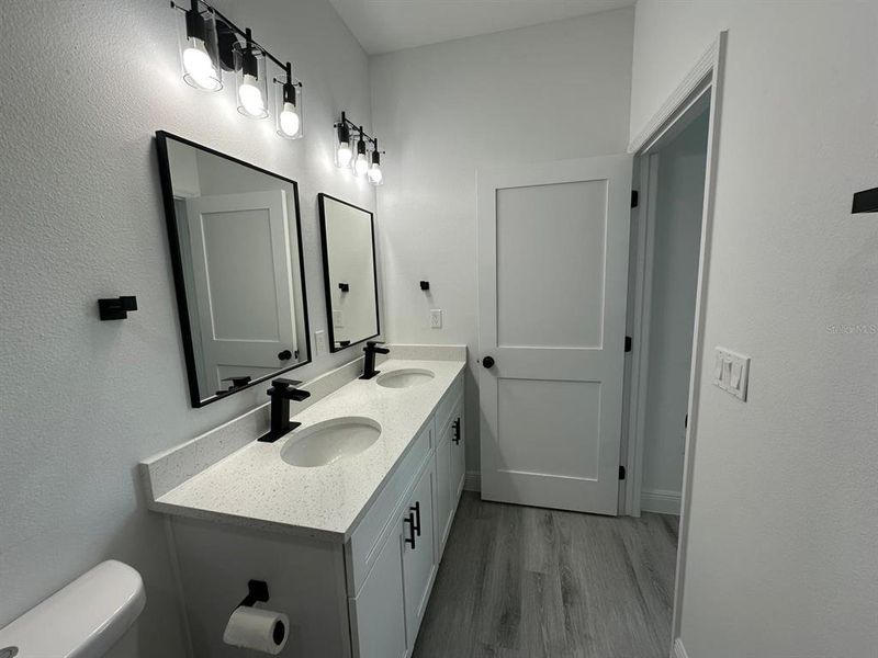 Furnished interior view inside a new home in , Ocala (Image 5).