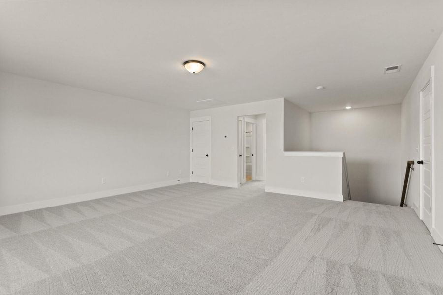 Spacious, unfurnished interior of a new home in Founders Club, Moore (Image 29).