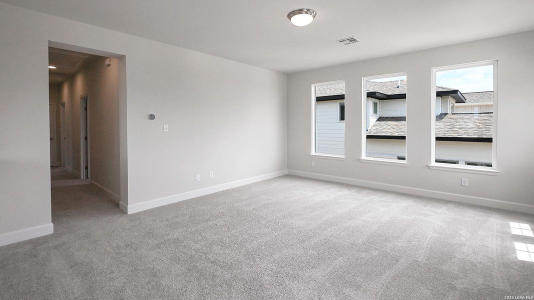 Spacious, unfurnished interior of a new home in Solms Landing, New Braunfels (Image 18). Spacious, unfurnished interior of a new home in Solms Landing, New Braunfels (Image 18).