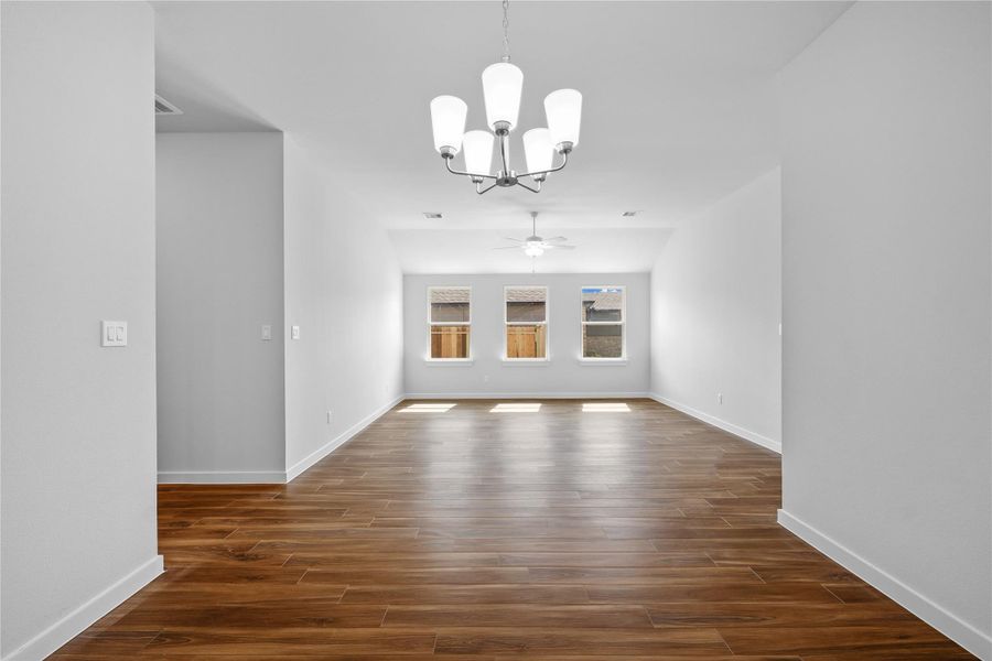 Spacious, unfurnished interior of a new home in Santa Fe, Cleveland (Image 15). Spacious, unfurnished interior of a new home in Santa Fe, Cleveland (Image 15).