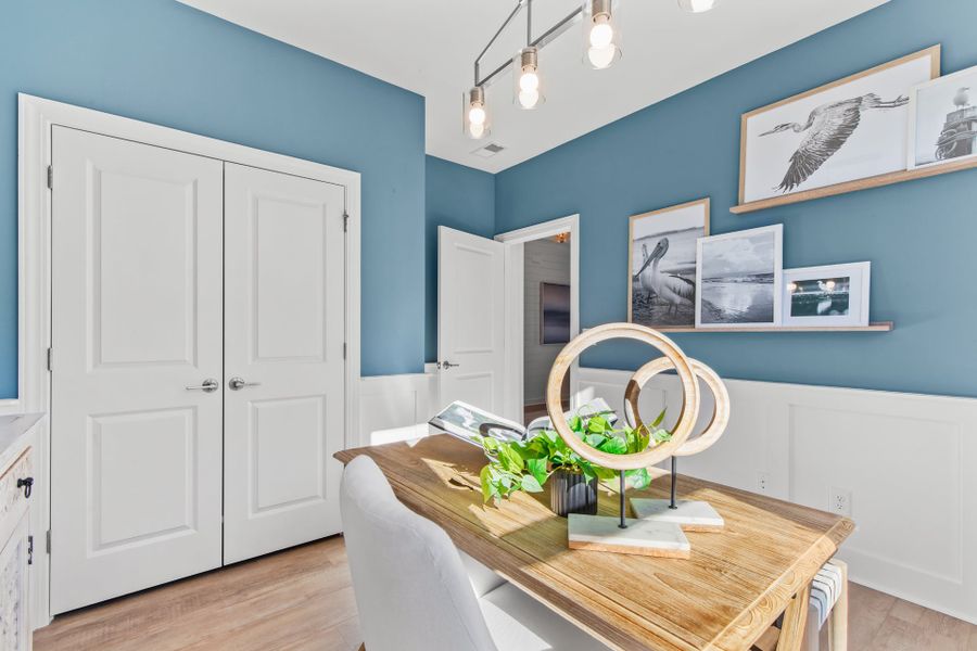 Representative furnished interior of a home built from the The Longboard by Chesapeake Homes in Coastal Club of the Carolinas, Calabash (Image 9).