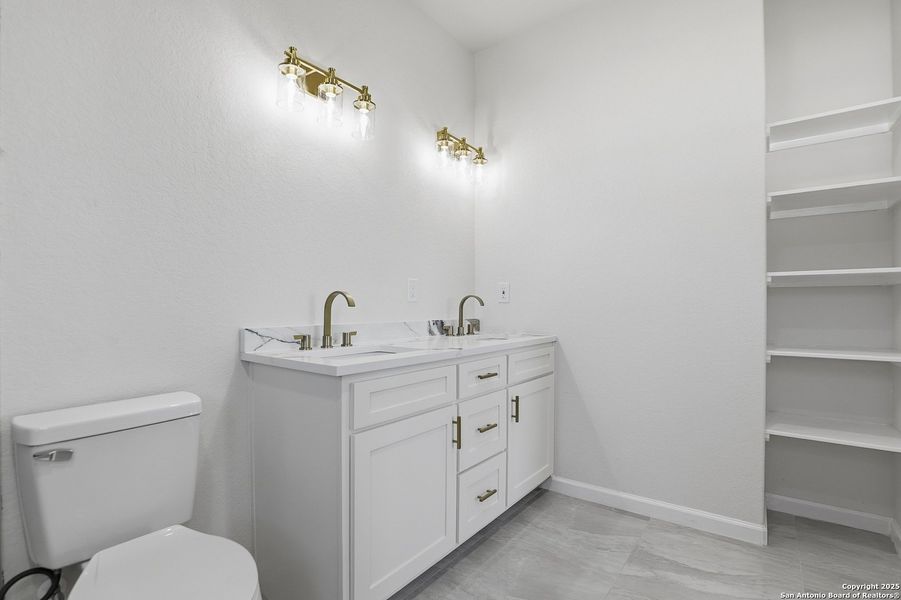 Furnished interior view inside a new home in , Atascosa (Image 16). Furnished interior view inside a new home in , Atascosa (Image 16).