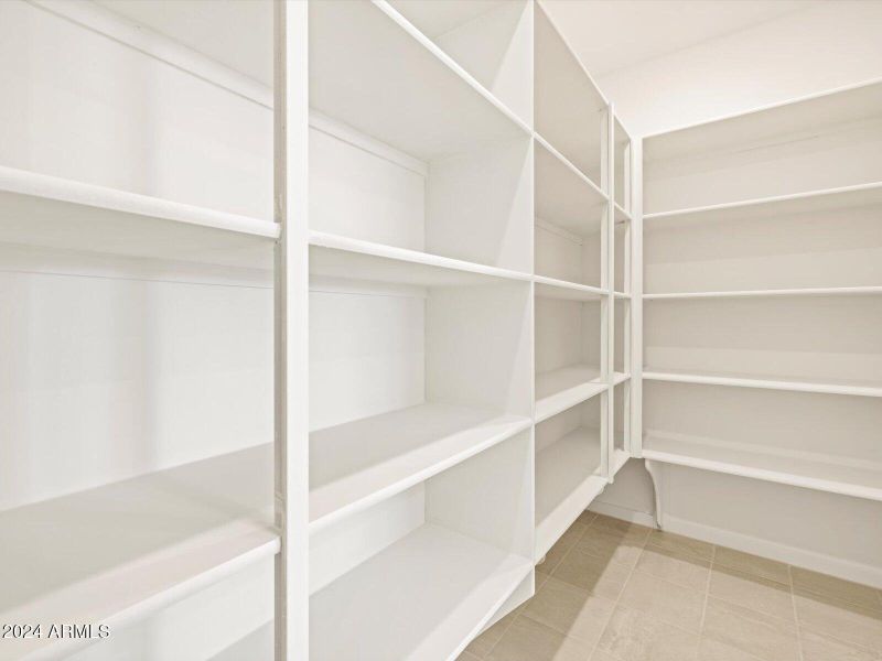 Walk-in Pantry