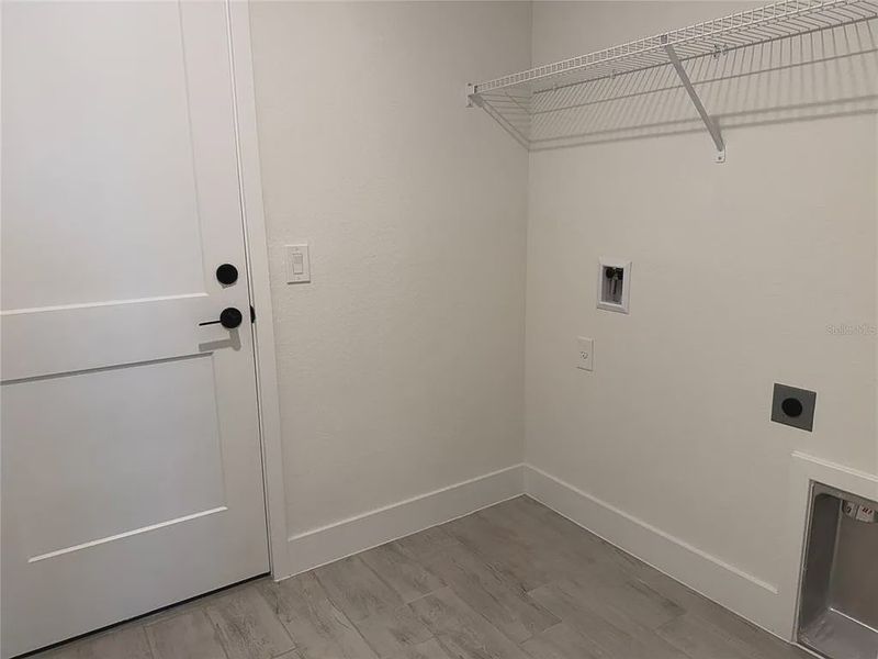 Spacious, unfurnished interior of a new home in Rotonda, Rotonda West (Image 23).