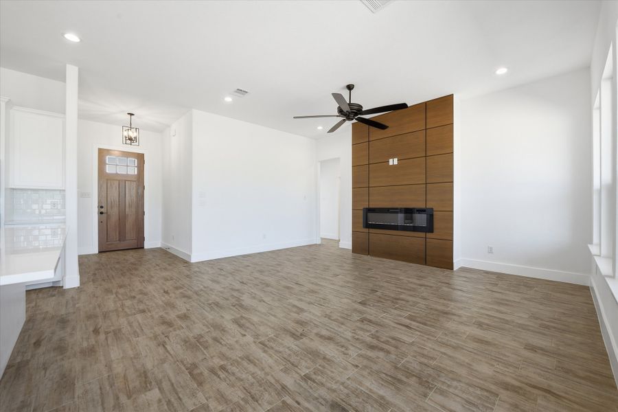 Spacious, unfurnished interior of a new home in Zion Valley, Poolville (Image 13).