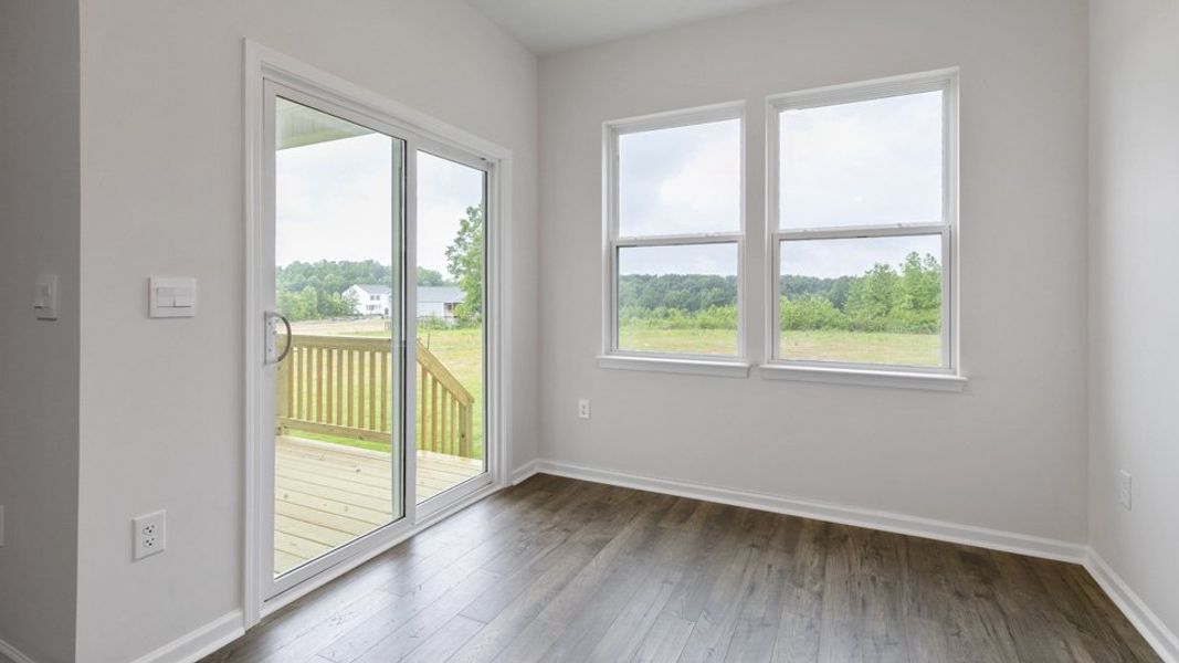 Spacious, unfurnished interior of a new home in East Ridge, Ayden (Image 15).