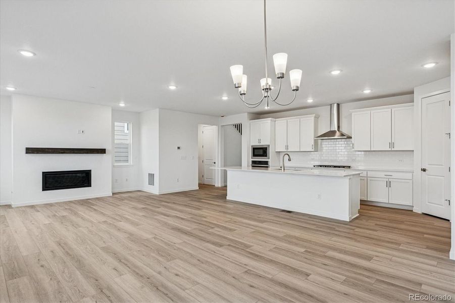 Spacious, unfurnished interior of a new home in The Summit at Meridian, Englewood (Image 14).