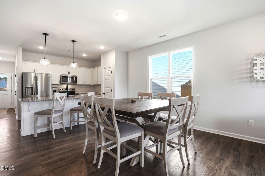 17-web-or-mls-263 Maidenhair Pl-54