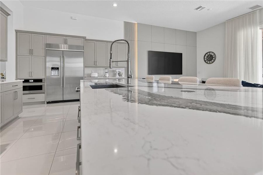 Furnished interior view inside a new home in , Montverde (Image 49).