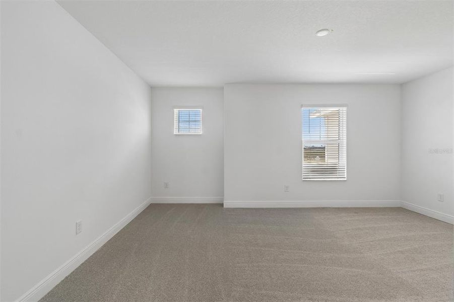 Spacious, unfurnished interior of a new home in SeaFlower, Bradenton (Image 22).