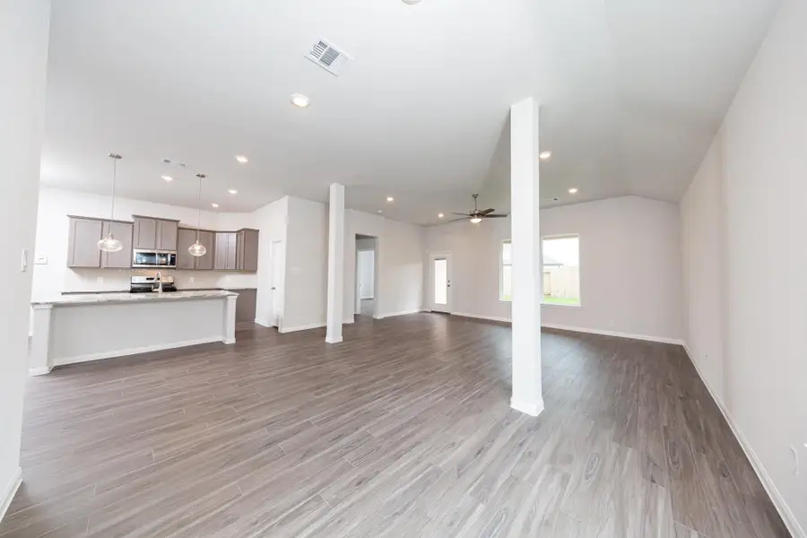 Photos are a representation of the floor plan. Options and interior selections will vary. Photos are a representation of the floor plan. Options and interior selections will vary.