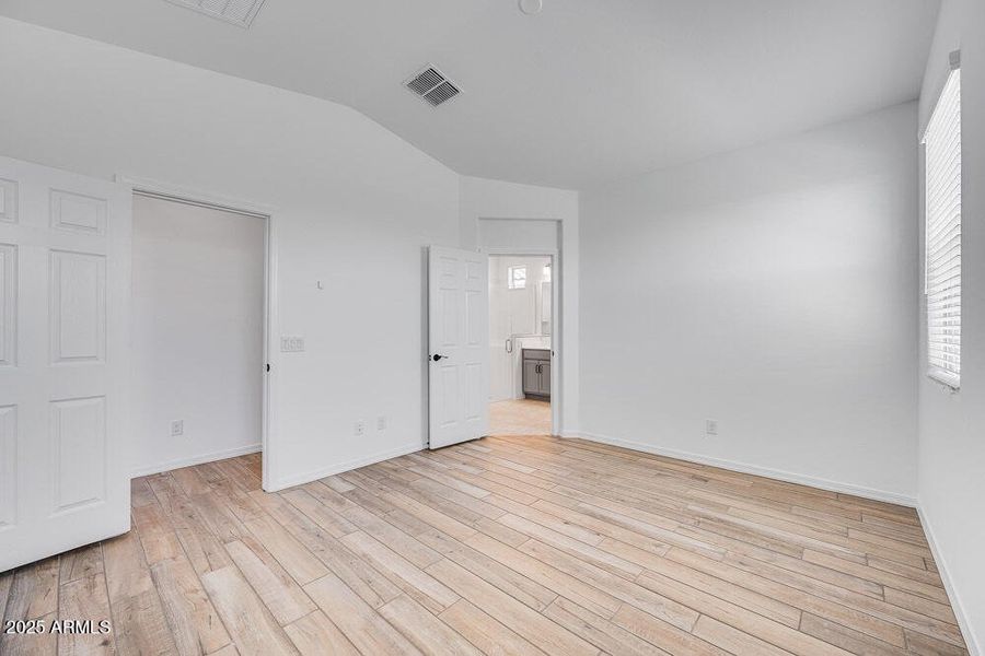 hj-az-phx-cantamia-duet-lily-lot-30135-m