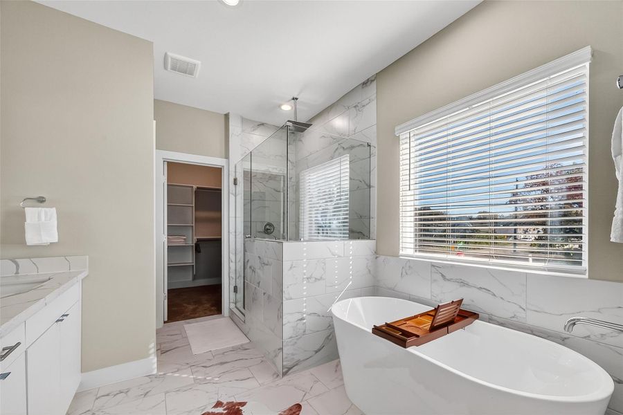 Furnished interior view inside a new home in Scranton Estates, Houston (Image 37).