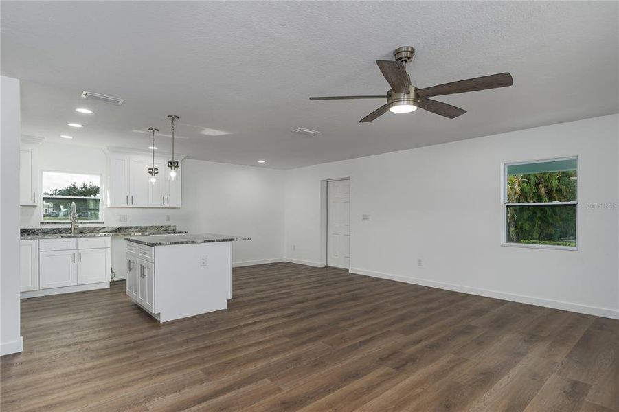 Spacious, unfurnished interior of a new home in , Bradenton (Image 22). Spacious, unfurnished interior of a new home in , Bradenton (Image 22).