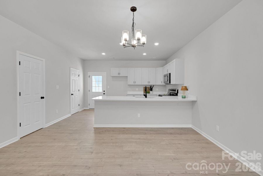 Spacious, unfurnished interior of a new home in , Concord (Image 21).