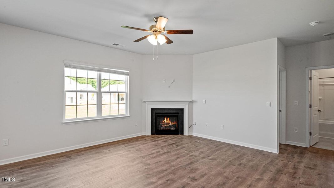 Living and Dining Area