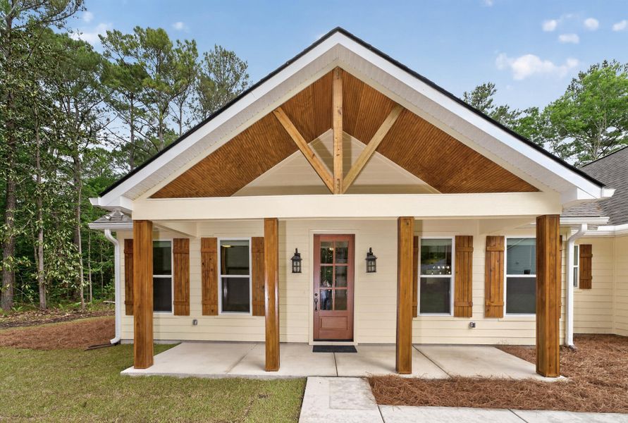 Exterior details and patio area of a home in , Johns Island (Image 22).