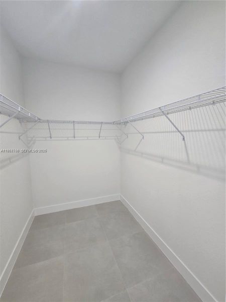 Spacious, unfurnished interior of a new home in , Homestead (Image 61).