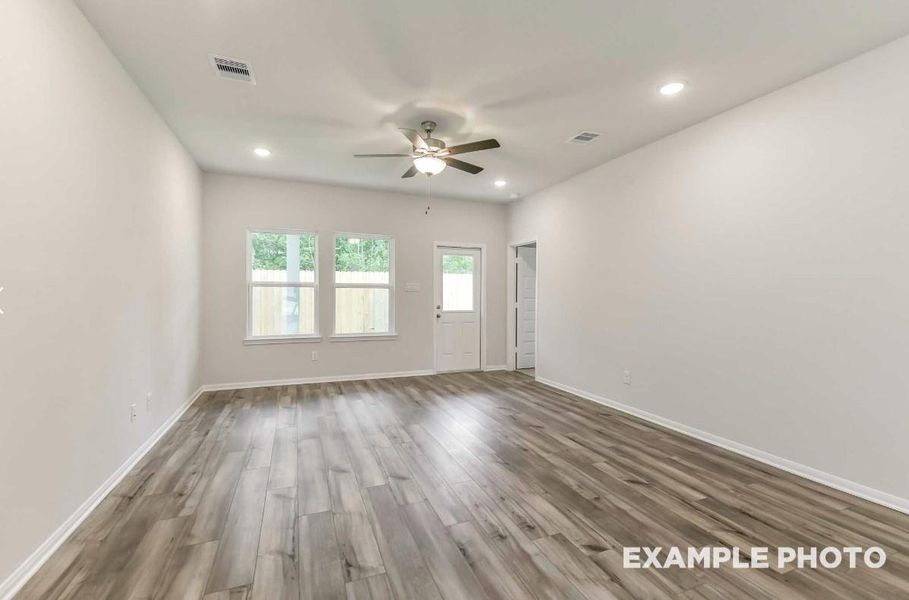 Spacious, unfurnished interior of a new home in The Villages at WestPointe, Dayton (Image 16).