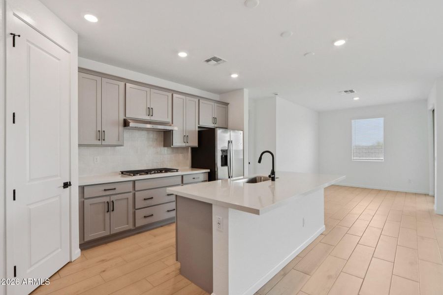 4-web-or-mls-N 162nd Dr-S1103-011 4-web-or-mls-N 162nd Dr-S1103-011