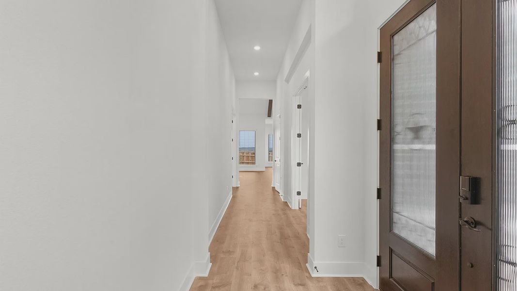 Representative unfurnished interior of a home built from the Drios by Chesmar Homes in Berry Creek Highlands, Georgetown (Image 16).