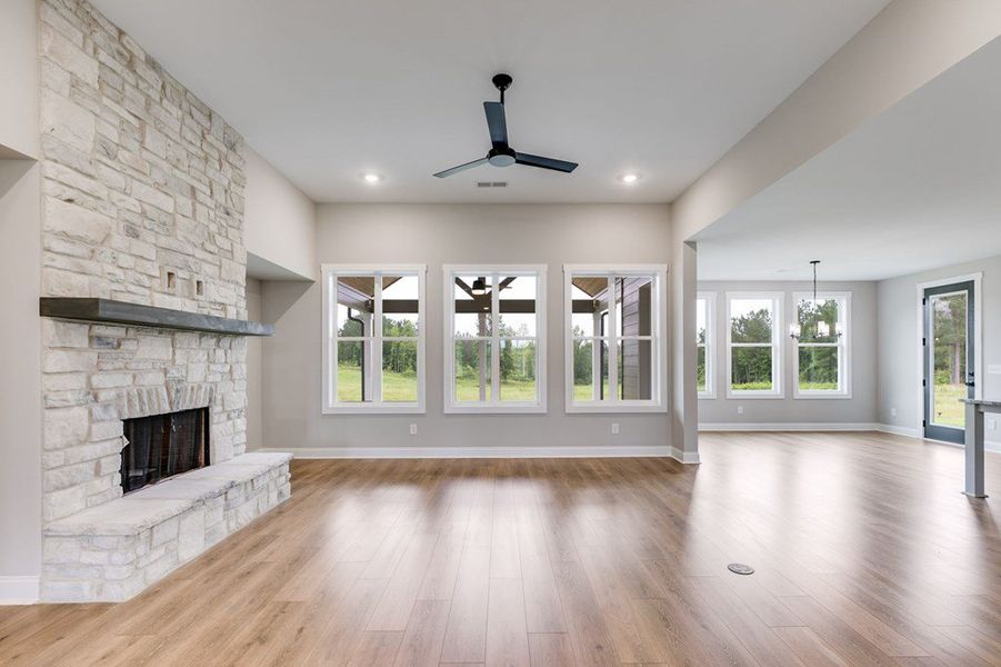 Spacious, unfurnished interior of a new home in Harmon Springs, Carrollton (Image 22).