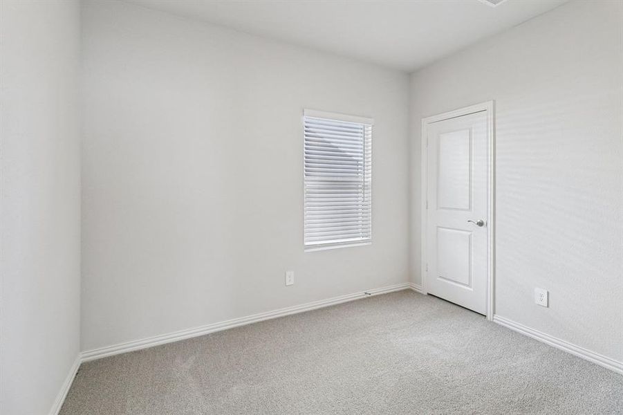 Photo is not of the actual home, but is an inspirational photo of builder’s model home and may depict options, furnishings, and/or decorator features that are not included.