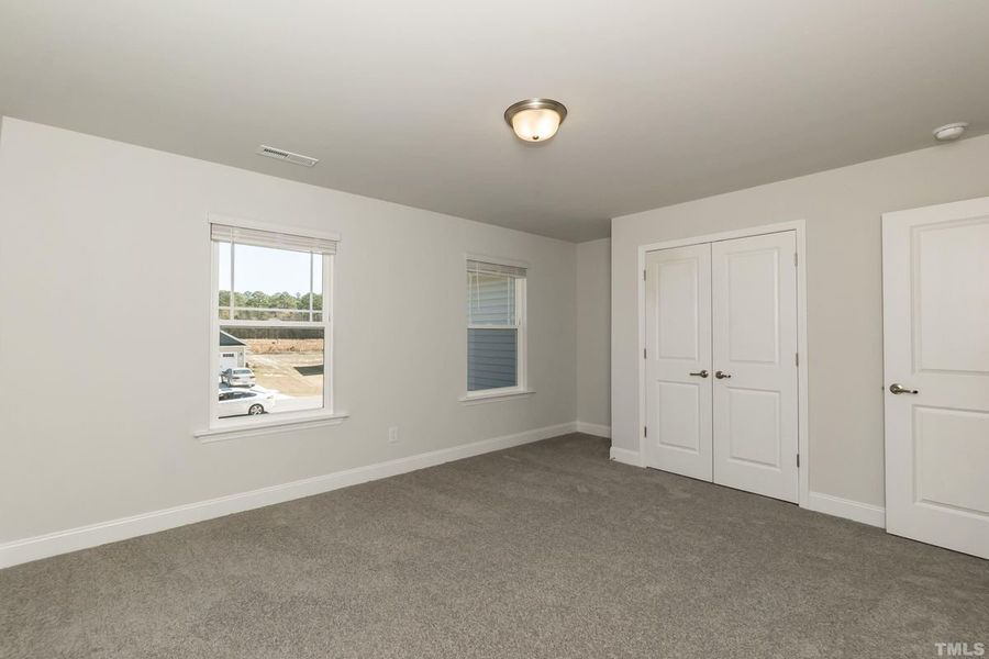 Representative unfurnished interior of a home built from the 2628 by Adams Homes in Longneedle, Rocky Mount (Image 26). Representative unfurnished interior of a home built from the 2628 by Adams Homes in Longneedle, Rocky Mount (Image 26).