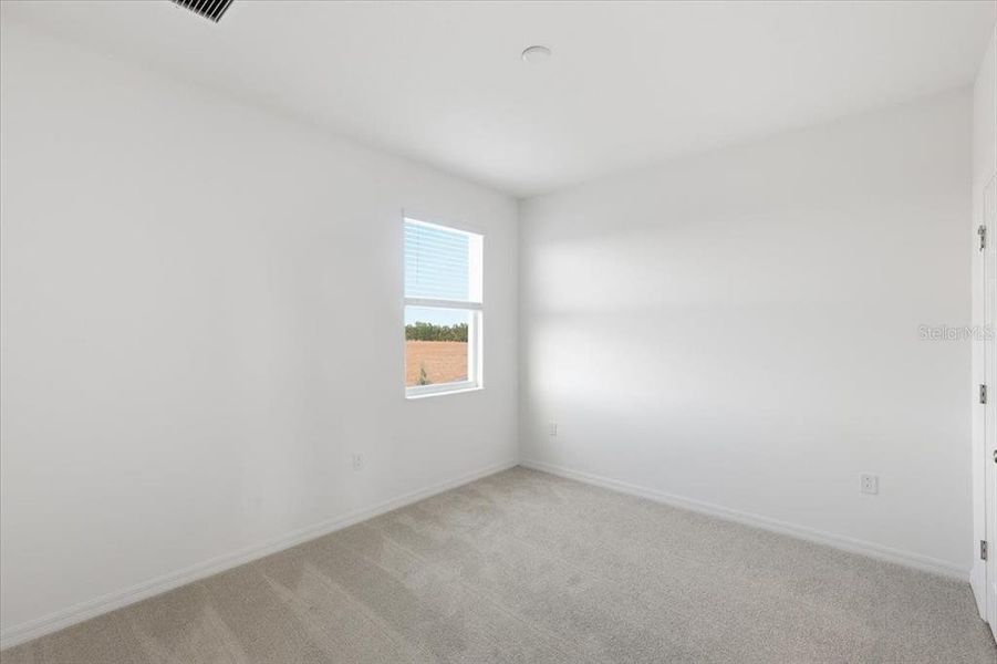 Spacious, unfurnished interior of a new home in Cypress Park Estates, Haines City (Image 12).