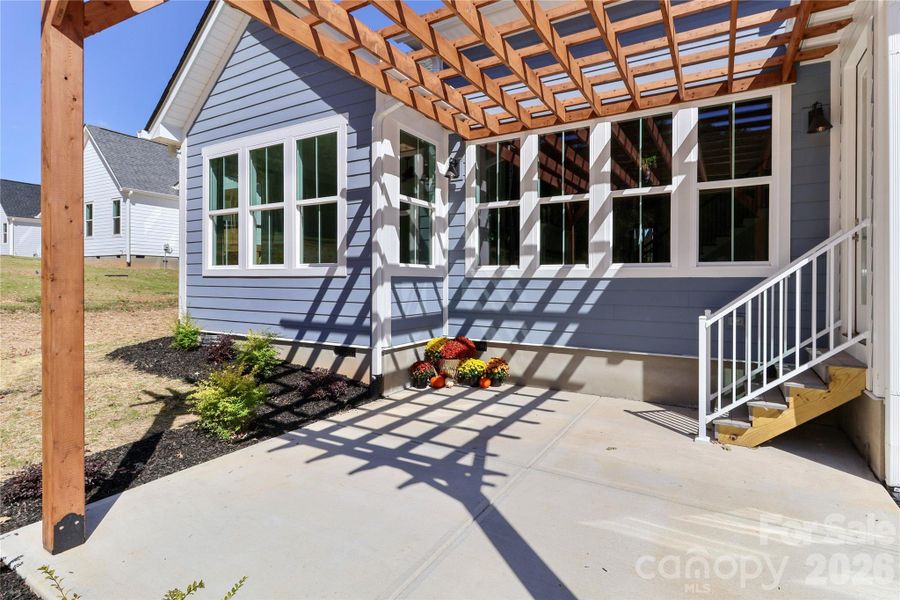 Designed to enhance outdoor living, offering a comfortable and versatile space for all seasons. The thoughtful design prioritizes both functionality and aesthetic appeal. Designed to enhance outdoor living, offering a comfortable and versatile space for all seasons. The thoughtful design prioritizes both functionality and aesthetic appeal.