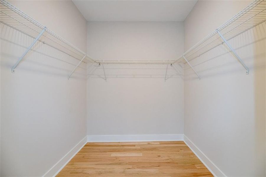 Spacious, unfurnished interior of a new home in , Atlanta (Image 20).