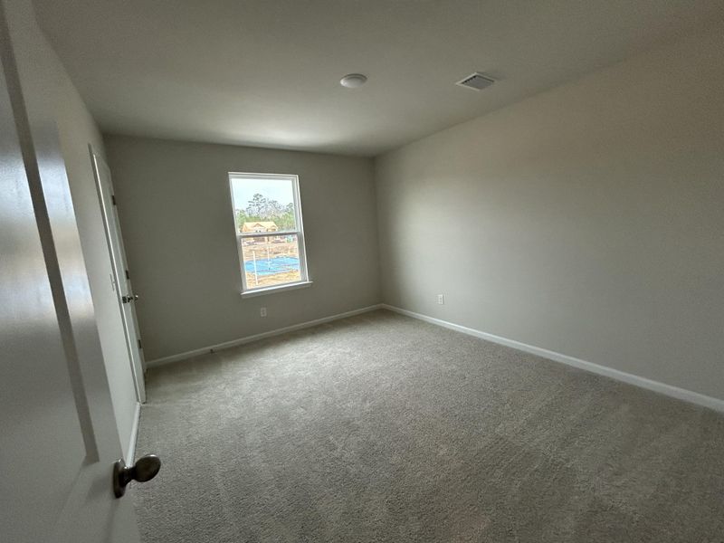 Spacious, unfurnished interior of a new home in Tea Farm, Ravenel (Image 21).