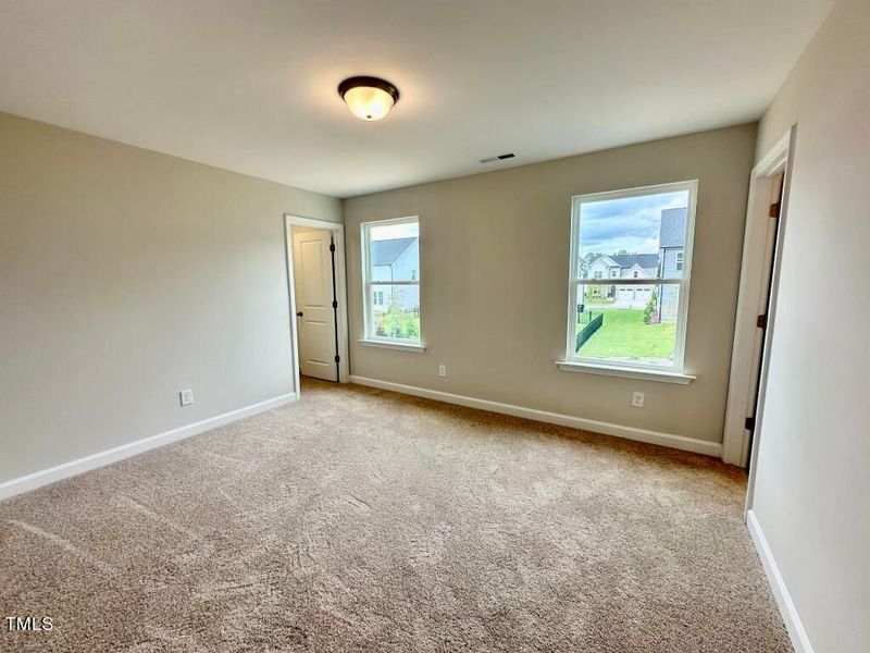 Spacious, unfurnished interior of a new home in Glenmere, Knightdale (Image 92). Spacious, unfurnished interior of a new home in Glenmere, Knightdale (Image 92).