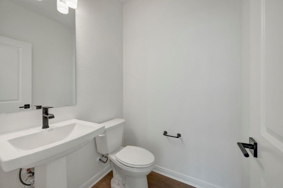 Furnished interior view inside a new home in The Grand Prairie 50’, Hockley (Image 7).