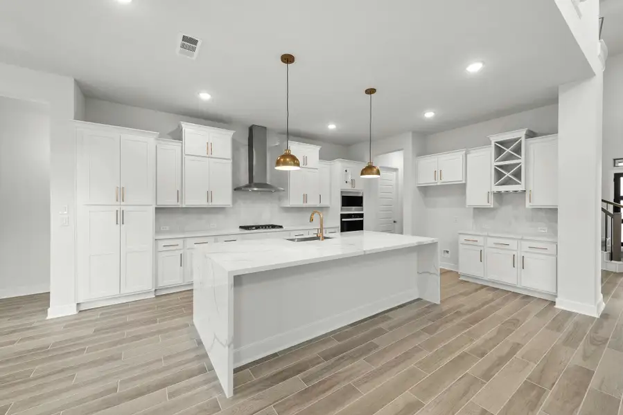 Representative image. Features, specifications, selections and colors may vary.